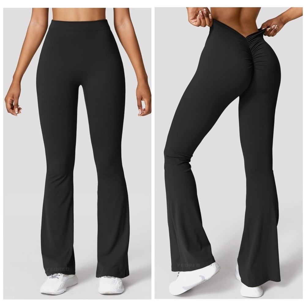 XS/S Back scrunch flare leggings in black! 🍑 FREE WITH PURCHASE (ADD TO BUNDLE!) - Picture 3 of 11